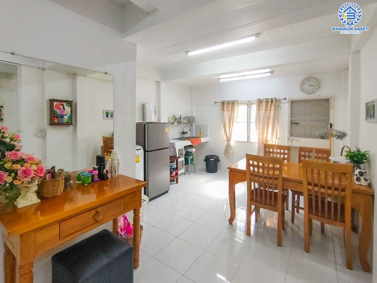 *****ทาวน์เฮ้าส์มือสอง กรุงเทพฯ ม.บ้านราณี2 ลาดปลาเค้า เนื้อที่ 17 ตร.ว. ฟังก์ชัน 2 ห้องนอน 2 ห้องน้ำ 1 ที่จอดรถ บ้านสวยพร้อมอยู่ บรรยากาศเงียบสงบ บนทำเลดี ใกล้เซ็นทรัลรามอินทรา และทางด่วน "รามอินทรา-อาจณรงค์"